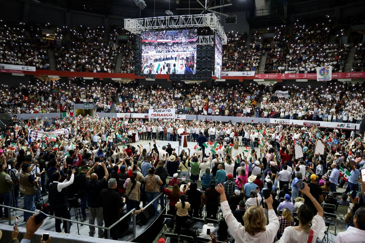 Hermosillo, Sonora; 31 de mayo de 2026.- Gobernador Alfonso Durazo y m&aacute;s de 17 mil sonorenses refrendan su respaldo a la transformaci&oacute;n liderada por la Presidenta Sheinbaum