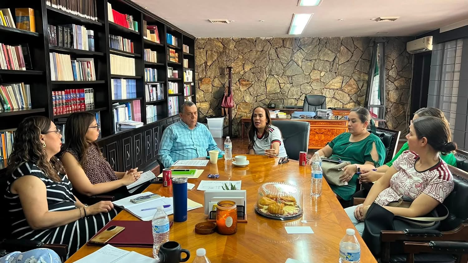 Sonora 05 julio 2026.-🤝⚖️ CEDH Sonora y CEEAV fortalecen coordinaci&oacute;n en favor de las v&iacute;ctimas.